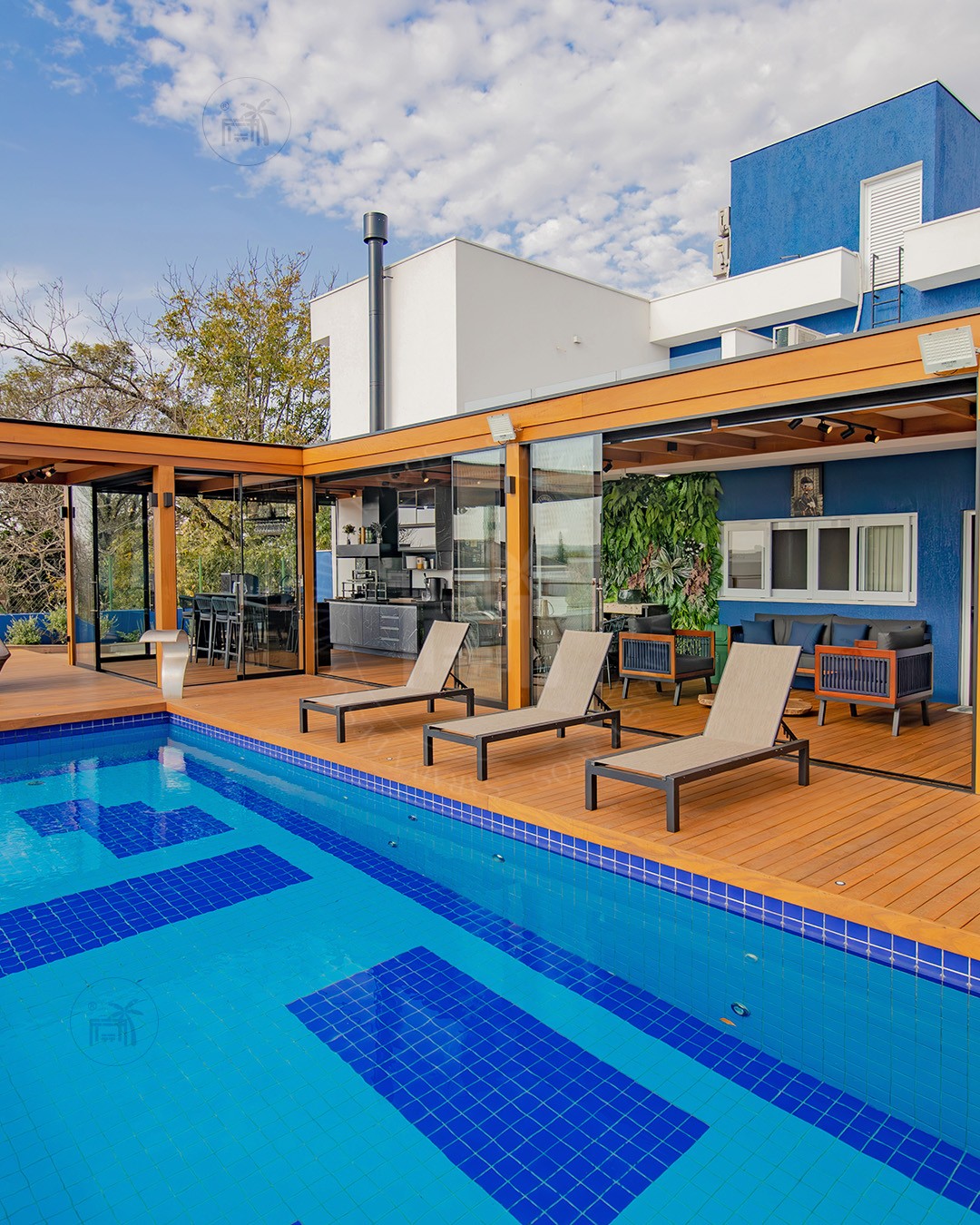 caramanchão de madeira - alegria